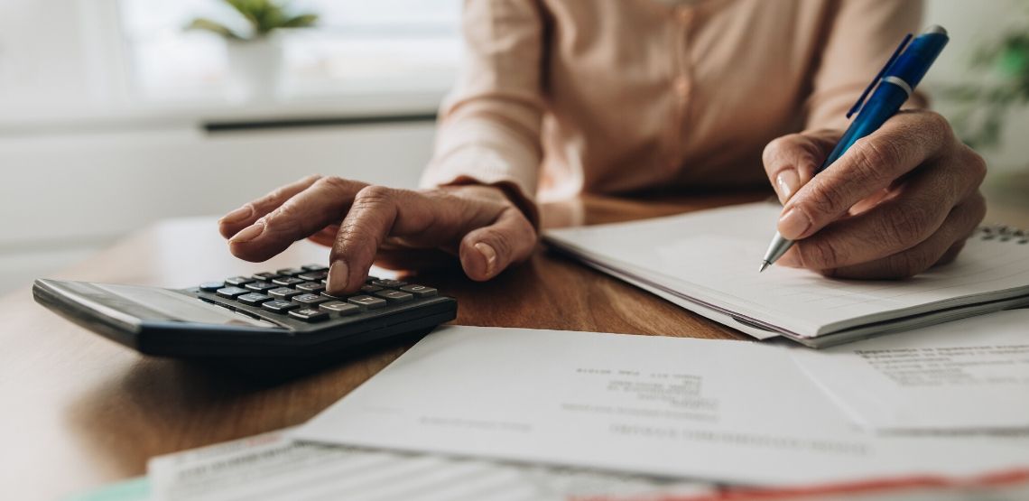 There are different savings plans to save for retirement.